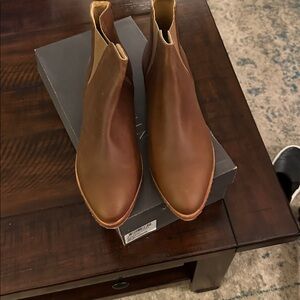 Nisolo Brown Leather Ankle Boots